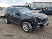 ✅ 2015 Jeep Cherokee Latitude • VIN: 1C4PJMCS9FW751992 • Lot: 93010215. Wystawiony na Copart z przebiegiem Nie podano. Bezpłatny archiwum sprzedaży aukcyjnych z USA i szczegółowy raport historii pojazdu na DreamBid. Zdjęcie 4.