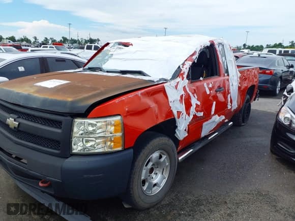 ✅ 2011 Chevrolet Silverado 1500 LT • VIN: 1GCRCSE08BZ446379 • Lot: 42347244. Listed on IAAI with 186,137 mi. Free auction sales archive from the USA and detailed vehicle history report at DreamBid. Image 2.