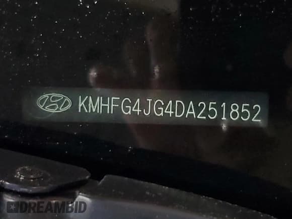 ✅ 2013 Hyundai Azera • VIN: KMHFG4JG4DA251852 • Лот: 52888545. Опубликован ранее на Copart с пробегом 114 851 миль. Бесплатный доступ к архиву аукционных продаж из США и подробный отчёт об истории автомобиля на DreamBid. Изображение 14.