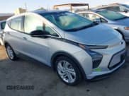 ✅ 2023 Chevrolet Bolt EV 1LT • VIN: 1G1FW6S08P4117605 • Lot: 41354801. Wystawiony na IAAI z przebiegiem 20 094 mil. Bezpłatny archiwum sprzedaży aukcyjnych z USA i szczegółowy raport historii pojazdu na DreamBid. Zdjęcie 1.