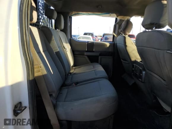 ✅ 2017 Ford F-250 Lariat • VIN: 1FT7W2BT0HEE58765 • Lot: 87059605. Wystawiony na Copart z przebiegiem 85 146 mil. Bezpłatny archiwum sprzedaży aukcyjnych z USA i szczegółowy raport historii pojazdu na DreamBid. Zdjęcie 10.