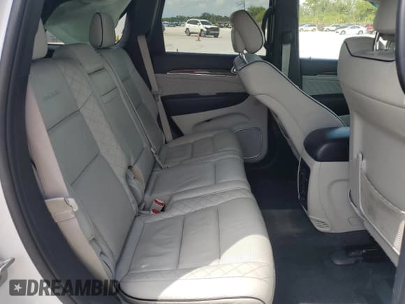 ✅ 2018 Jeep Grand Cherokee Summit • VIN: 1C4RJFJG2JC299686 • Lot: 66411945. Listed on Copart with 83,267 mi. Free auction sales archive from the USA and detailed vehicle history report at DreamBid. Image 11.
