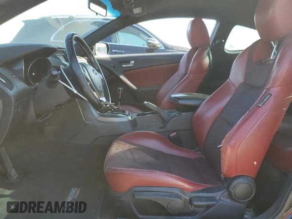 ✅ 2013 Hyundai Genesis Coupe Track • VIN: KMHHU6KJ6DU083931 • Lot: 47243305. Listed on Copart with 191,183 mi. Free auction sales archive from the USA and detailed vehicle history report at DreamBid. Image 7.