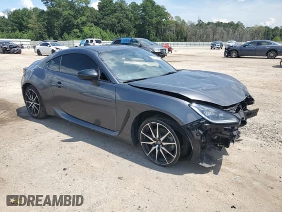 ✅ 2023 Toyota 86 • VIN: JF1ZNBC18P8764821 • Лот: 68478445. Опубликован ранее на Copart с пробегом 19 985 миль. Бесплатный доступ к архиву аукционных продаж из США и подробный отчёт об истории автомобиля на DreamBid. Изображение 4.