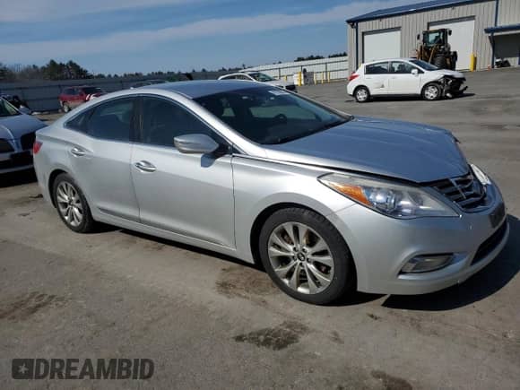 2014 Hyundai Azera z VIN KMHFG4JG9EA340818, wystawiony jako Copart lot #47789005 z przebiegiem 91 317 mil mil oraz Szkoda całkowita • Salvage title. Historia ofert i sprzedaży dostępna na DreamBid. Obrazek 4.