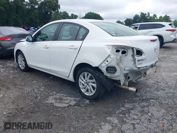 ✅ 2013 Mazda 3 i Touring • VIN: JM1BL1V76D1820238 • Lot: 42896817. Wystawiony na IAAI z przebiegiem 204 323 mil. Bezpłatny archiwum sprzedaży aukcyjnych z USA i szczegółowy raport historii pojazdu na DreamBid. Zdjęcie 3.