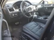 ✅ 2015 Volkswagen Touareg Executive • VIN: WVGEP9BP3FD003102 • Lot: 73227624. Listed on Copart with Not provided. Free auction sales archive from the USA and detailed vehicle history report at DreamBid. Image 8.