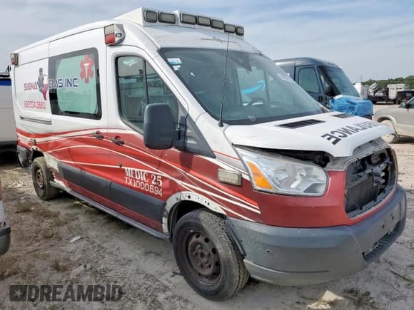 ✅ 2018 Ford Transit • VIN: 1FDYR2CM7JKA80501 • Lot: 54597915. Listed on Copart with 353,695 mi. Free auction sales archive from the USA and detailed vehicle history report at DreamBid. Image 4.
