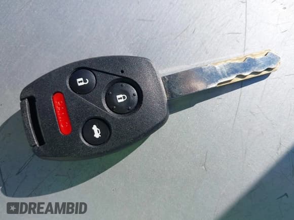 ✅ 2004 Honda Accord EX • VIN: 1HGCM66514A104389 • Лот: 43549039. Опубликован ранее на IAAI с пробегом 154 259 миль. Бесплатный доступ к архиву аукционных продаж из США и подробный отчёт об истории автомобиля на DreamBid. Изображение 11.