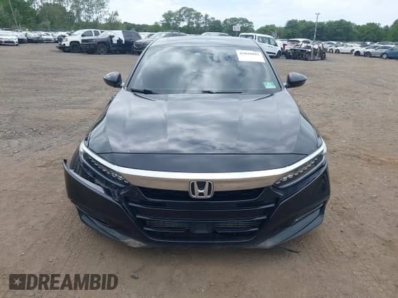 ✅ 2018 Honda Accord Touring • VIN: 1HGCV1F9XJA002328 • Lot: 43028885. Listed on IAAI with 99,584 mi. Free auction sales archive from the USA and detailed vehicle history report at DreamBid. Image 12.