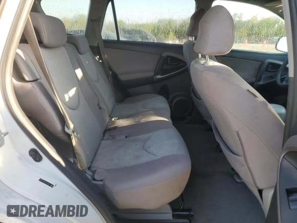 ✅ 2008 Toyota RAV4 • VIN: JTMZK33VX86012580 • Lot: 53352995. Wystawiony na Copart z przebiegiem 254 189 mil. Bezpłatny archiwum sprzedaży aukcyjnych z USA i szczegółowy raport historii pojazdu na DreamBid. Zdjęcie 11.