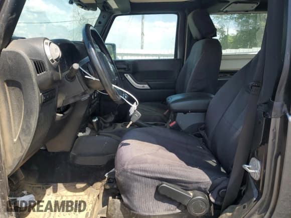 ✅ 2017 Jeep Wrangler Rubicon • VIN: 1C4BJWCG0HL675472 • Lot: 62751365. Listed on Copart with 86,338 mi. Free auction sales archive from the USA and detailed vehicle history report at DreamBid. Image 7.