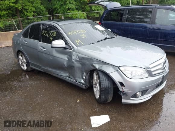 ✅ 2008 Mercedes-Benz C 300 Sport • VIN: WDDGF54X48F189512 • Lot: 42513590. Listed on IAAI with 91,121 mi. Free auction sales archive from the USA and detailed vehicle history report at DreamBid. Image 1.