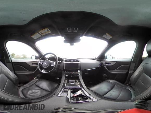 ✅ 2020 Jaguar F-Pace S • VIN: SADCM2FV0LA651695 • Лот: 41452875. Опубликован ранее на IAAI с пробегом 143 882 миль. Бесплатный доступ к архиву аукционных продаж из США и подробный отчёт об истории автомобиля на DreamBid. Изображение 17.