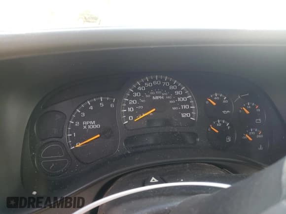 ✅ 2004 Chevrolet Silverado 1500 LS • VIN: 2GCEC19V841160560 • Лот: 73044004. Опубликован ранее на Copart с пробегом Не указан. Бесплатный доступ к архиву аукционных продаж из США и подробный отчёт об истории автомобиля на DreamBid. Изображение 9.
