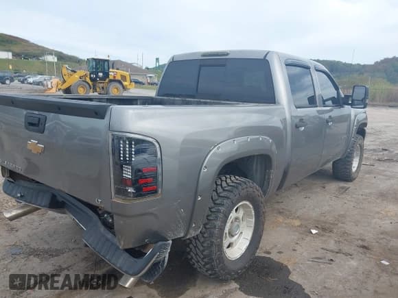 ✅ 2007 Chevrolet Silverado 1500 1LT • VIN: 2GCEK13M271616754 • Лот: 43314359. Опубликован ранее на IAAI с пробегом 177 693 миль. Бесплатный доступ к архиву аукционных продаж из США и подробный отчёт об истории автомобиля на DreamBid. Изображение 4.