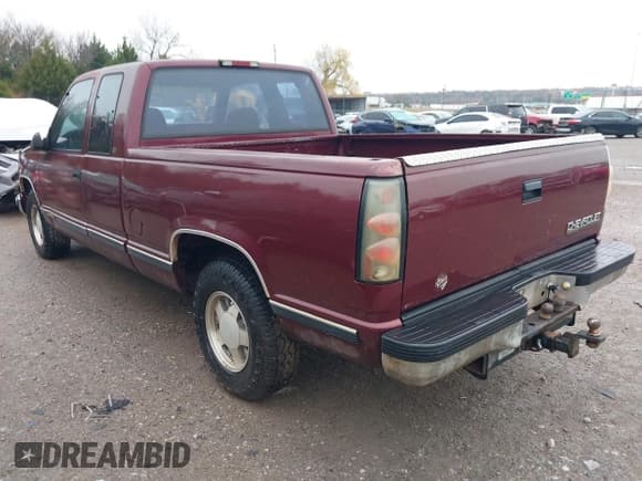 ✅ 1998 Chevrolet Silverado 1500 • VIN: 2GCEC19RXW1108997 • Лот: 43738478. Опубликован ранее на IAAI с пробегом 191 229 миль. Бесплатный доступ к архиву аукционных продаж из США и подробный отчёт об истории автомобиля на DreamBid. Изображение 3.