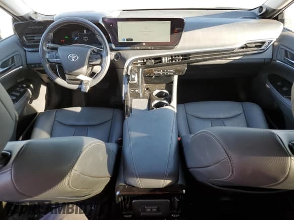 ✅ 2023 Toyota Mirai XLE • VIN: JTDAAAAA8PA007846 • Lot: 74330624. Wystawiony na Copart z przebiegiem 21 081 mil. Bezpłatny archiwum sprzedaży aukcyjnych z USA i szczegółowy raport historii pojazdu na DreamBid. Zdjęcie 8.