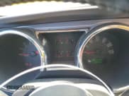 ✅ 2005 Ford Mustang Deluxe • VIN: 1ZVFT80N855104108 • Lot: 59706465. Wystawiony na Copart z przebiegiem 195 070 mil. Bezpłatny archiwum sprzedaży aukcyjnych z USA i szczegółowy raport historii pojazdu na DreamBid. Zdjęcie 9.