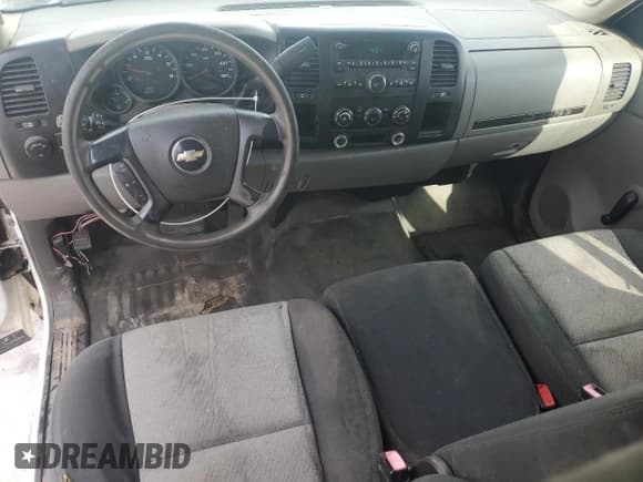 ✅ 2007 Chevrolet Silverado 1500 Work Truck • VIN: 1GCEC19J27E539831 • Lot: 45889075. Listed on Copart with 200,780 mi. Free auction sales archive from the USA and detailed vehicle history report at DreamBid. Image 8.