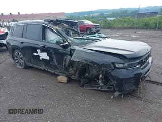 ✅ 2021 Jeep Grand Cherokee Overland • VIN: 1C4RJKDG5M8164181 • Лот: 42413104. Опубликован ранее на IAAI с пробегом 21 250 миль. Бесплатный доступ к архиву аукционных продаж из США и подробный отчёт об истории автомобиля на DreamBid. Изображение 1.