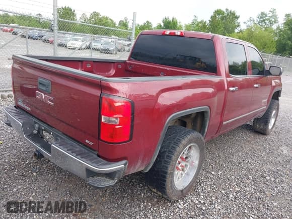 ✅ 2015 GMC Sierra 1500 SLT • VIN: 3GTU2VEC8FG126381 • Lot: 42204777. Listed on IAAI with 211,755 mi. Free auction sales archive from the USA and detailed vehicle history report at DreamBid. Image 4.