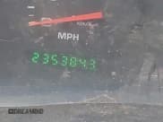 ✅ 2003 Ford F-250 XL • VIN: 1FTNW21L03EA83204 • Лот: 42849443. Опубликован ранее на IAAI с пробегом 235 384 миль. Бесплатный доступ к архиву аукционных продаж из США и подробный отчёт об истории автомобиля на DreamBid. Изображение 7.