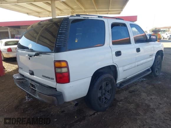 ✅ 2002 Chevrolet Tahoe LS • VIN: 1GNEC13Z52R122064 • Lot: 43636073. Listed on IAAI with 279,645 mi. Free auction sales archive from the USA and detailed vehicle history report at DreamBid. Image 4.