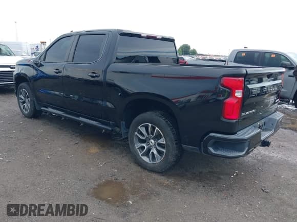 ✅ 2019 Chevrolet Silverado 1500 RST • VIN: 3GCUYEEDXKG177656 • Lot: 42870941. Wystawiony na IAAI z przebiegiem 72 422 mil. Bezpłatny archiwum sprzedaży aukcyjnych z USA i szczegółowy raport historii pojazdu na DreamBid. Zdjęcie 3.