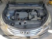 ✅ 2018 Hyundai Santa Fe 2.4L • VIN: 5NMZT3LB7JH085935 • Лот: 84585315. Опубликован ранее на Copart с пробегом 121 027 миль. Бесплатный доступ к архиву аукционных продаж из США и подробный отчёт об истории автомобиля на DreamBid. Изображение 12.