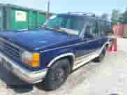 1993 Ford Explorer Eddie Bauer z VIN 1FMCU22X3PUD75709, wystawiony jako IAAI lot #42687329 z przebiegiem 247 027 mil mil oraz . Historia ofert i sprzedaży dostępna na DreamBid. Obrazek 2.