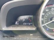 ✅ 2015 Mazda 3 i Sport • VIN: 3MZBM1U72FM232404 • Lot: 43614960. Wystawiony na IAAI z przebiegiem 126 478 mil. Bezpłatny archiwum sprzedaży aukcyjnych z USA i szczegółowy raport historii pojazdu na DreamBid. Zdjęcie 15.