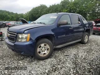 ✅ 2010 Chevrolet Avalanche LS • VIN: 3GNVKEE04AG119518 • Lot: 63333735. Wystawiony na Copart z przebiegiem 200 536 mil. Bezpłatny archiwum sprzedaży aukcyjnych z USA i szczegółowy raport historii pojazdu na DreamBid. Zdjęcie 1.