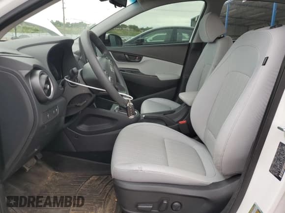✅ 2023 Hyundai Kona SEL • VIN: KM8K6CAB6PU060226 • Лот: 68914894. Опубликован ранее на Copart с пробегом 16 554 миль. Бесплатный доступ к архиву аукционных продаж из США и подробный отчёт об истории автомобиля на DreamBid. Изображение 7.