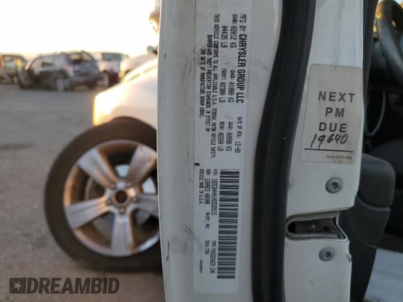 ✅ 2010 Dodge Caliber SXT • VIN: 1B3CB4HA1AD533515 • Лот: 85499044. Опубликован ранее на Copart с пробегом 203 002 миль. Бесплатный доступ к архиву аукционных продаж из США и подробный отчёт об истории автомобиля на DreamBid. Изображение 13.