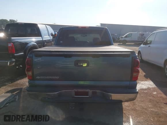 ✅ 2006 Chevrolet Silverado 1500 LT1 • VIN: 2GCEC13T361131560 • Лот: 43351570. Опубликован ранее на IAAI с пробегом 152 961 миль. Бесплатный доступ к архиву аукционных продаж из США и подробный отчёт об истории автомобиля на DreamBid. Изображение 16.