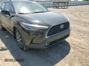 ✅ 2023 Toyota Corolla Cross XLE • VIN: 7MUDAABG9PV076750 • Лот: 51434765. Опубликован ранее на Copart с пробегом Не указан. Бесплатный доступ к архиву аукционных продаж из США и подробный отчёт об истории автомобиля на DreamBid. Изображение 11.