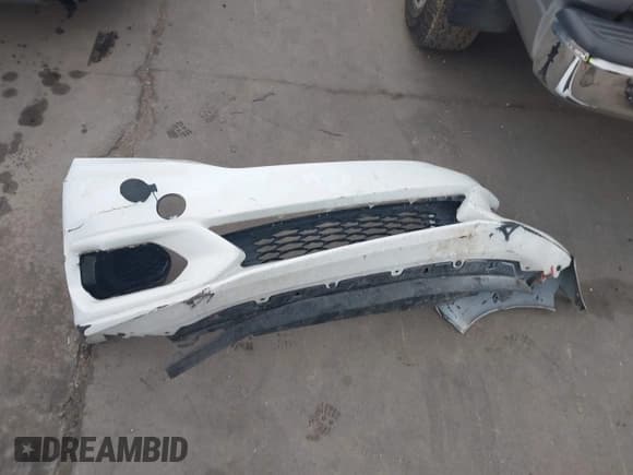 ✅ 2019 Honda Fit LX • VIN: 3HGGK5H4XKM733753 • Lot: 42635581. Listed on IAAI with 69,933 mi. Free auction sales archive from the USA and detailed vehicle history report at DreamBid. Image 12.