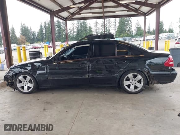 ✅ 2005 Mercedes-Benz E 500 • VIN: WDBUF70J05A669046 • Lot: 43485975. Listed on IAAI with 140,136 mi. Free auction sales archive from the USA and detailed vehicle history report at DreamBid. Image 14.