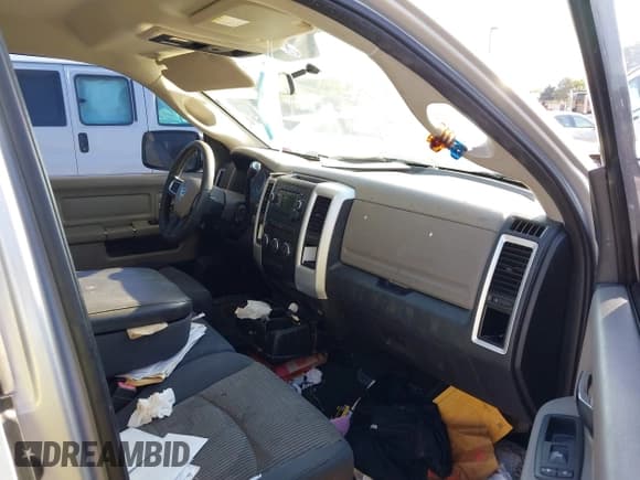 ✅ 2009 Dodge 1500 SLT • VIN: 1D3HB18P79S742814 • Lot: 42536883. Listed on IAAI with 142,263 mi. Free auction sales archive from the USA and detailed vehicle history report at DreamBid. Image 5.