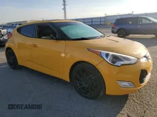 ✅ 2013 Hyundai Veloster w/Black Int • VIN: KMHTC6AD4DU168114 • Lot: 48775375. Wystawiony na Copart z przebiegiem 170 765 mil. Bezpłatny archiwum sprzedaży aukcyjnych z USA i szczegółowy raport historii pojazdu na DreamBid. Zdjęcie 4.