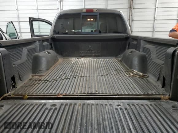 ✅ 2008 Mitsubishi Raider LS • VIN: 1Z7HC28KX8S572256 • Lot: 76278594. Listed on Copart with 139,373 mi. Free auction sales archive from the USA and detailed vehicle history report at DreamBid. Image 10.