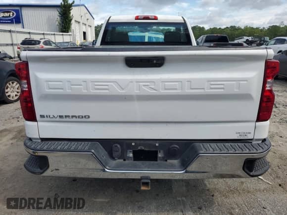 2022 Chevrolet Silverado 1500 Work Truck z VIN 3GCNWAED1NG215329, wystawiony jako Copart lot #68860495 z przebiegiem 44 819 mil mil oraz Szkoda całkowita • Salvage title. Historia ofert i sprzedaży dostępna na DreamBid. Obrazek 6.