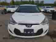 2013 Hyundai Veloster w/Gray Int с VIN KMHTC6AD0DU167414, выставлен на аукционе Copart как лот 73476894 с пробегом 119 928 миль миль и Списание • Salvage title. История ставок и продаж доступна на DreamBid. Изображение 5.