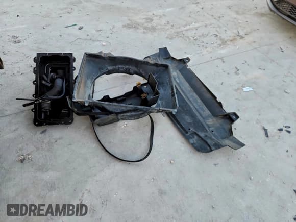 ✅ 2003 Ford Expedition Eddie Bauer • VIN: 1FMPU18L43LB88463 • Lot: 95194935. Listed on Copart with 148,964 mi. Free auction sales archive from the USA and detailed vehicle history report at DreamBid. Image 13.