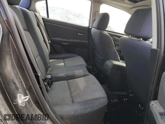 ✅ 2005 Mazda 3 i • VIN: JM1BK12F151328149 • Лот: 67232845. Опубликован ранее на Copart с пробегом 239 173 миль. Бесплатный доступ к архиву аукционных продаж из США и подробный отчёт об истории автомобиля на DreamBid. Изображение 10.