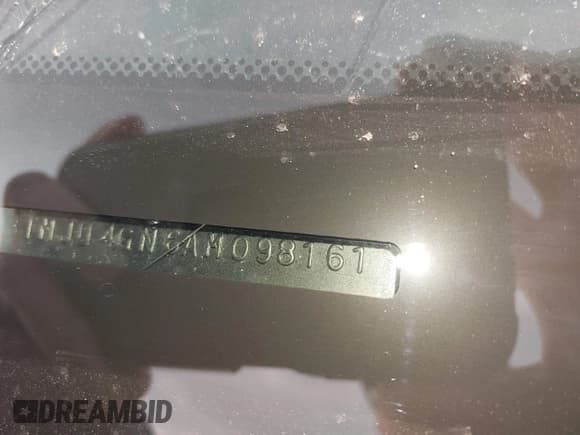 ✅ 2010 Toyota Tacoma PreRunner • VIN: 3TMJU4GN6AM098161 • Lot: 41577029. Listed on IAAI with 144,598 mi. Free auction sales archive from the USA and detailed vehicle history report at DreamBid. Image 20.