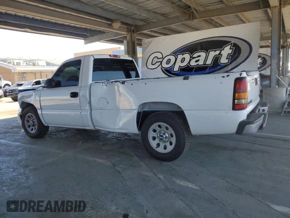 ✅ 2006 GMC Sierra 1500 Work Truck • VIN: 3GTEC14VX6G164563 • Лот: 64124535. Опубликован ранее на Copart с пробегом 135 214 миль. Бесплатный доступ к архиву аукционных продаж из США и подробный отчёт об истории автомобиля на DreamBid. Изображение 2.