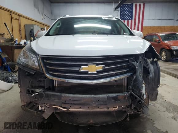 ✅ 2017 Chevrolet Traverse LT • VIN: 1GNKRHKD0HJ311650 • Лот: 81190405. Опубликован ранее на Copart с пробегом 133 297 миль. Бесплатный доступ к архиву аукционных продаж из США и подробный отчёт об истории автомобиля на DreamBid. Изображение 5.