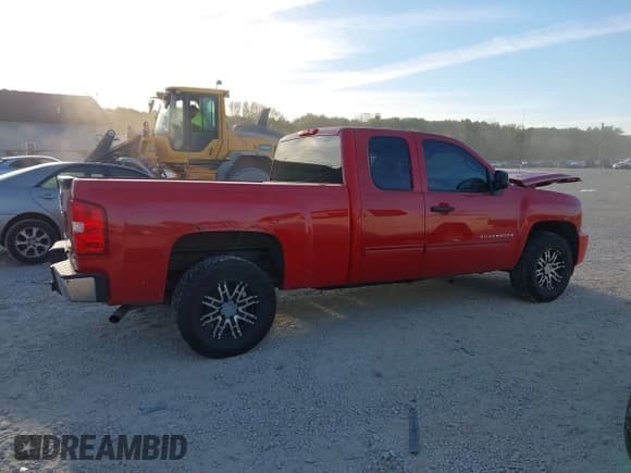 ✅ 2009 Chevrolet Silverado 1500 LT • VIN: 2GCEC29C291103587 • Lot: 43287322. Listed on IAAI with 152,164 mi. Free auction sales archive from the USA and detailed vehicle history report at DreamBid. Image 14.